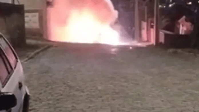 Homem é encontrado morto dentro de carro&nbsp;carbonizado