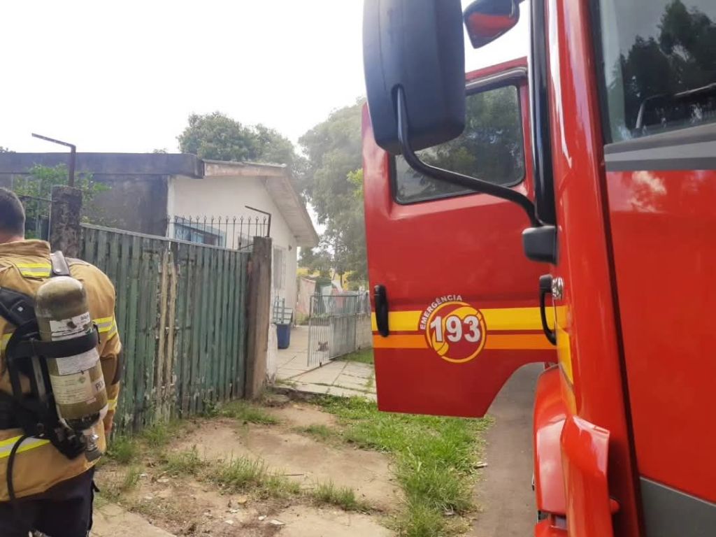 Princípio de incêndio causa susto no Bairro Sulbrasileiro, em&nbsp;Osório