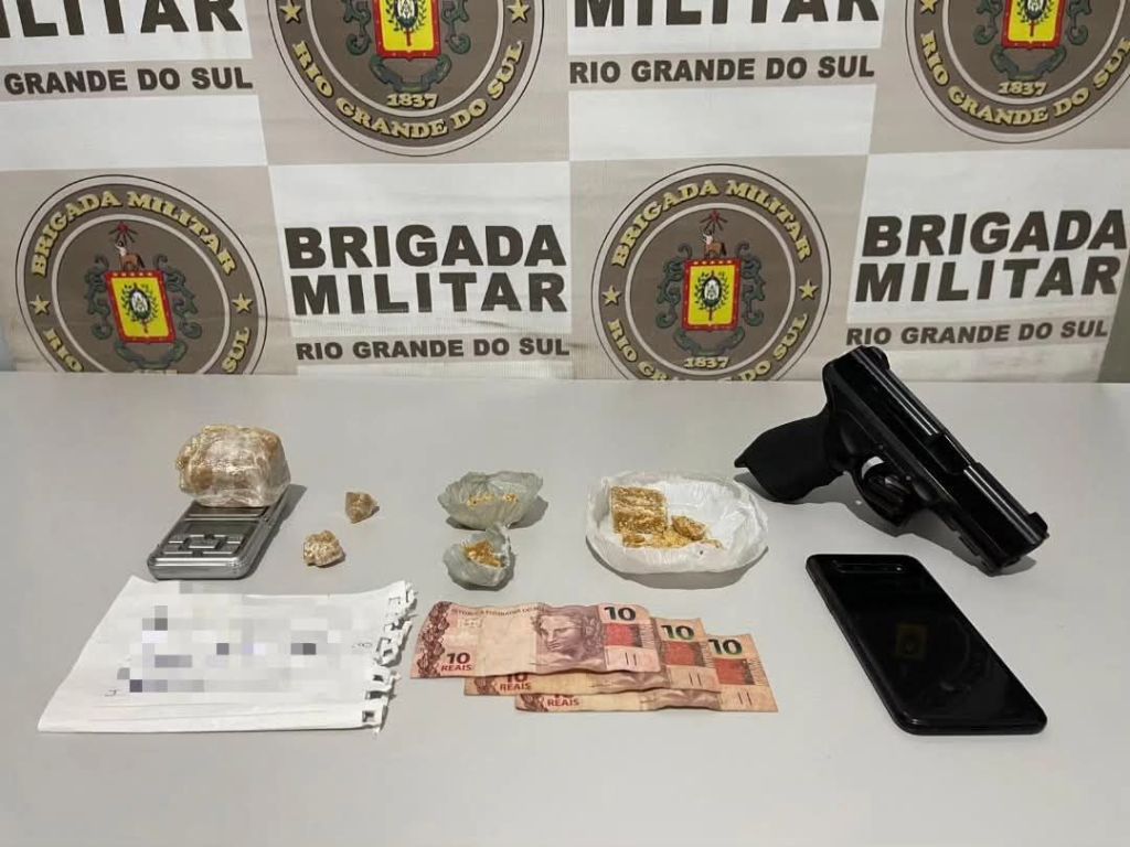 Brigada Militar prende homem com simulacro e drogas em&nbsp;Osório
